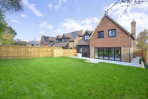 Photo 7- click for photo gallery